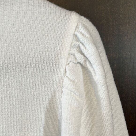 J Crew Smocked Sleeve Cream Top Size Medium - Picture 4 of 7